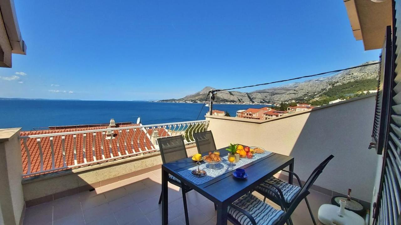 Apartment Roscic Omiš Eksteriør bilde